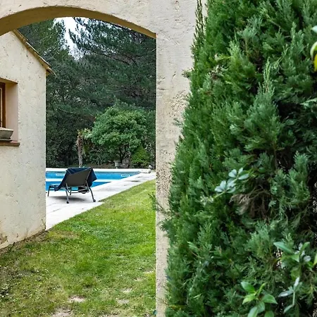 Semesterbostad Pres D'avignon Elegante Avec Vue