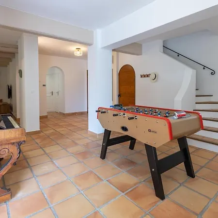 Holiday home Pres D'avignon Elegante Avec Vue