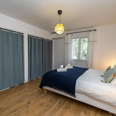 Pres D'avignon Elegante Avec Vue Holiday home Pujaut